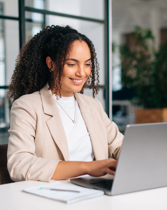 Screen printer with squeegee